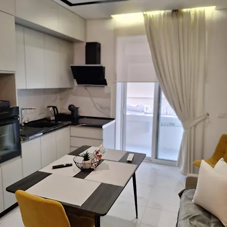 Celeste Apartment *